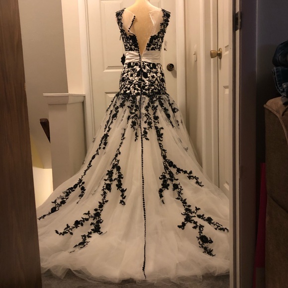 Alfred Angelo Floral Wedding Gown NWT Sz 0 - Picture 5 of 8